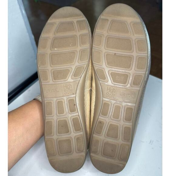 Ara Women’s Amarillo Women's Driving Moccasin Loafer, Metallic Platinum, Size 5 - Picture 5 of 7